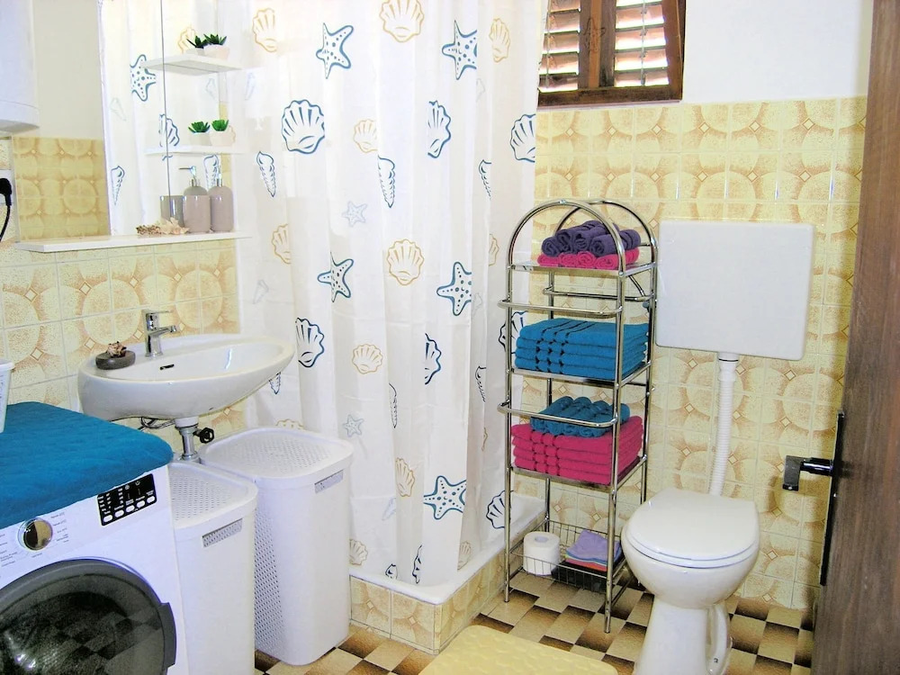 Apartment Ante