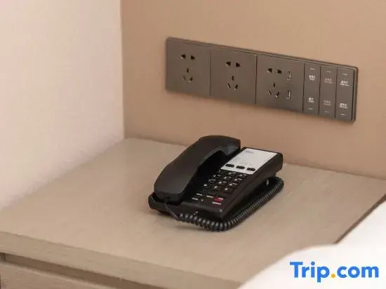 Lifeng Hotel (Guangzhou Baiyun Tonghe Dayuan)