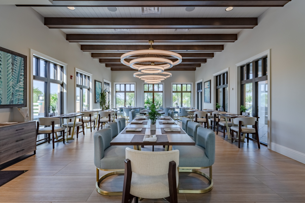 5 Bedrooms 55 Bathrooms Solara 9026 Pc