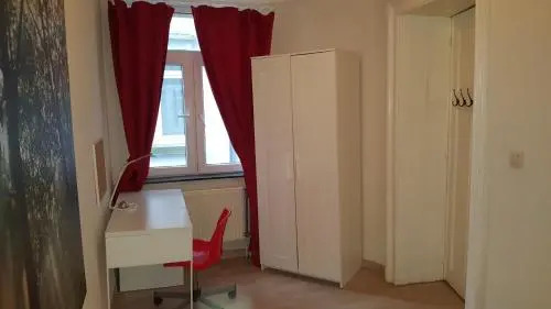 Cool Central Apartment