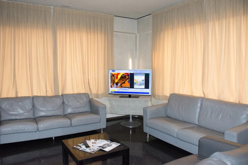 Hotel 7 Mari