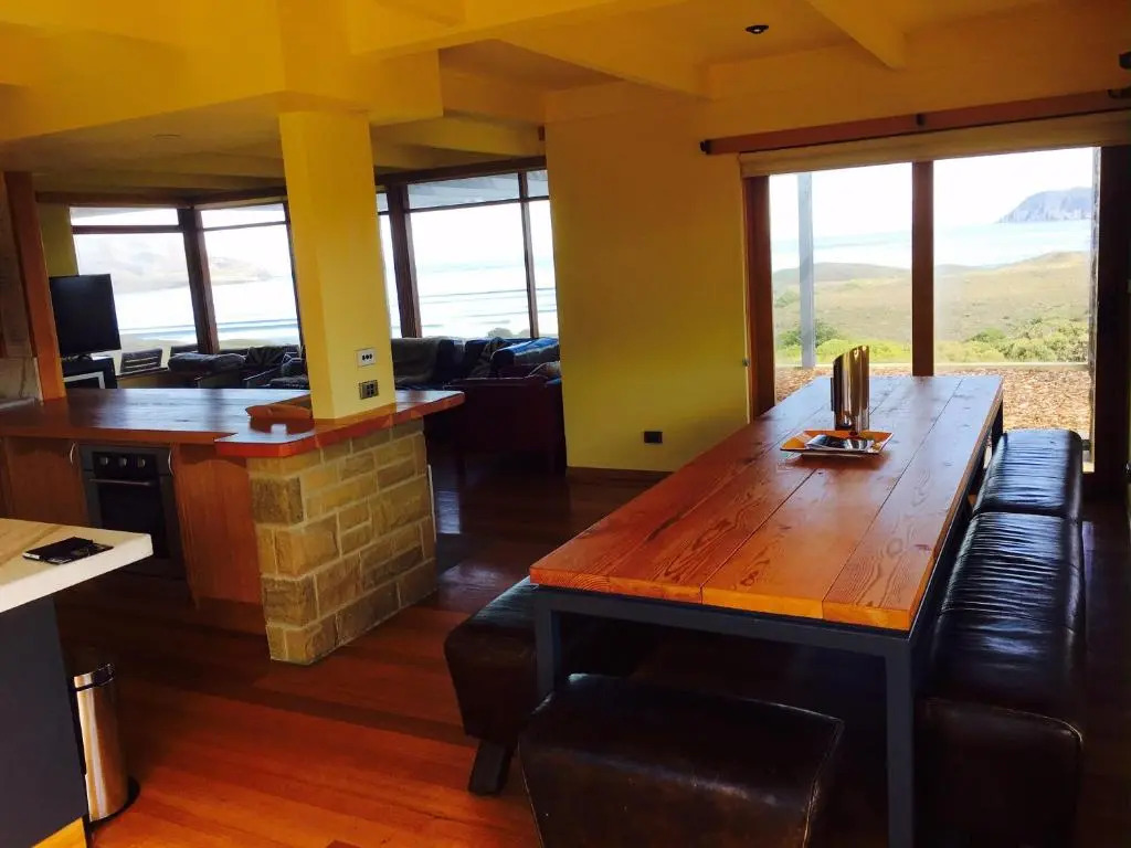 Cloudy Bay Villa