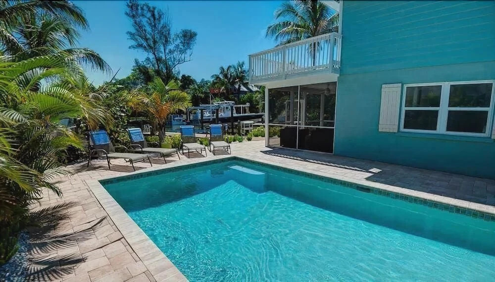 Harbor Side Apartment 5