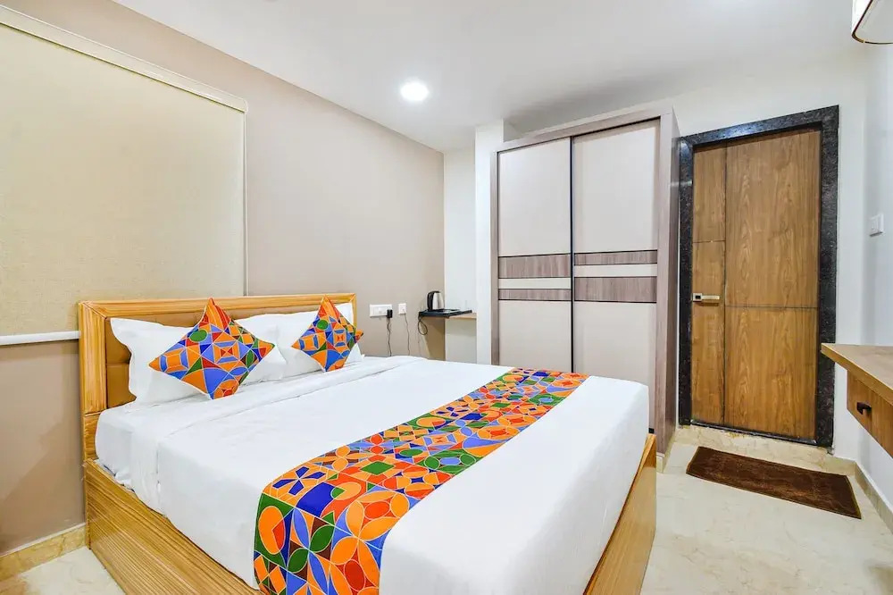 FabHotel Seri- Nr KIMS Hospital, Gachibowli