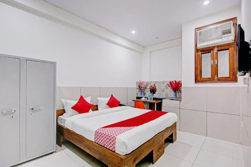 OYO 80161 The Shan Hotel