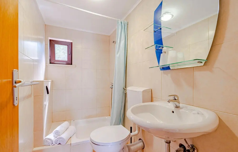 Holiday Home Ston With A Fireplace 388