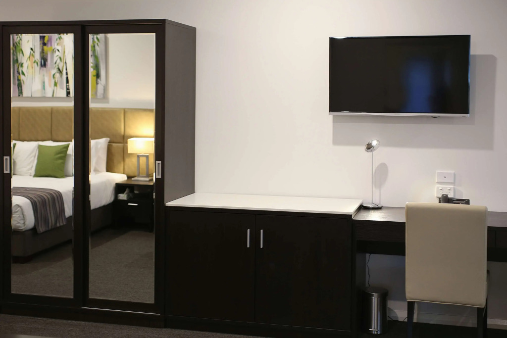 Best Western Plus Bolton on the Park