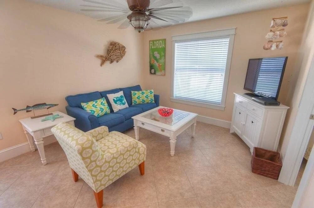 Beach Bliss Apartment 2