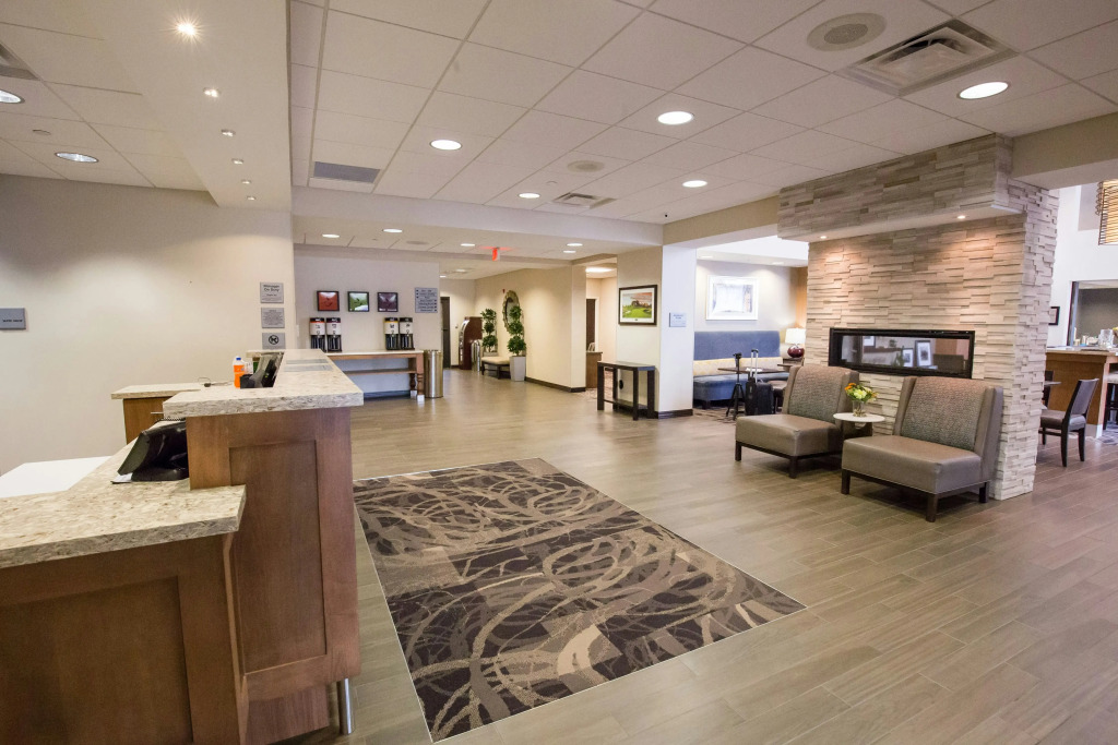 Hampton Inn & Suites - Pittsburgh/Harmarville, PA