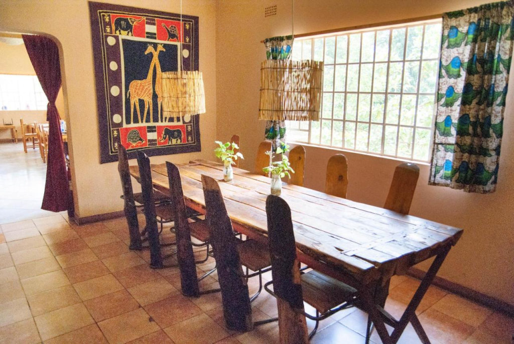 Blend Lodge and Kitchen