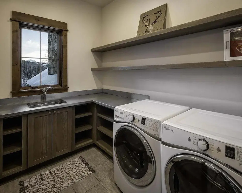 30 Spur Road 6 Bedroom Home by Moonlight Basin Lodging