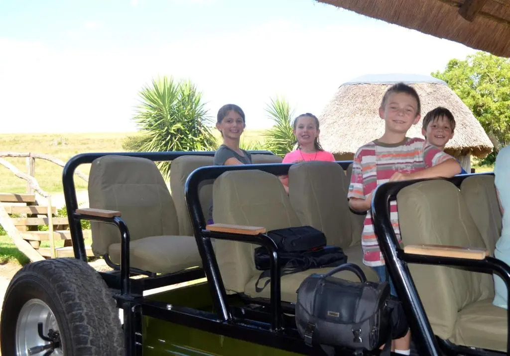 Leeuwenbosch Shearers Lodge - Amakhala Game Reserve