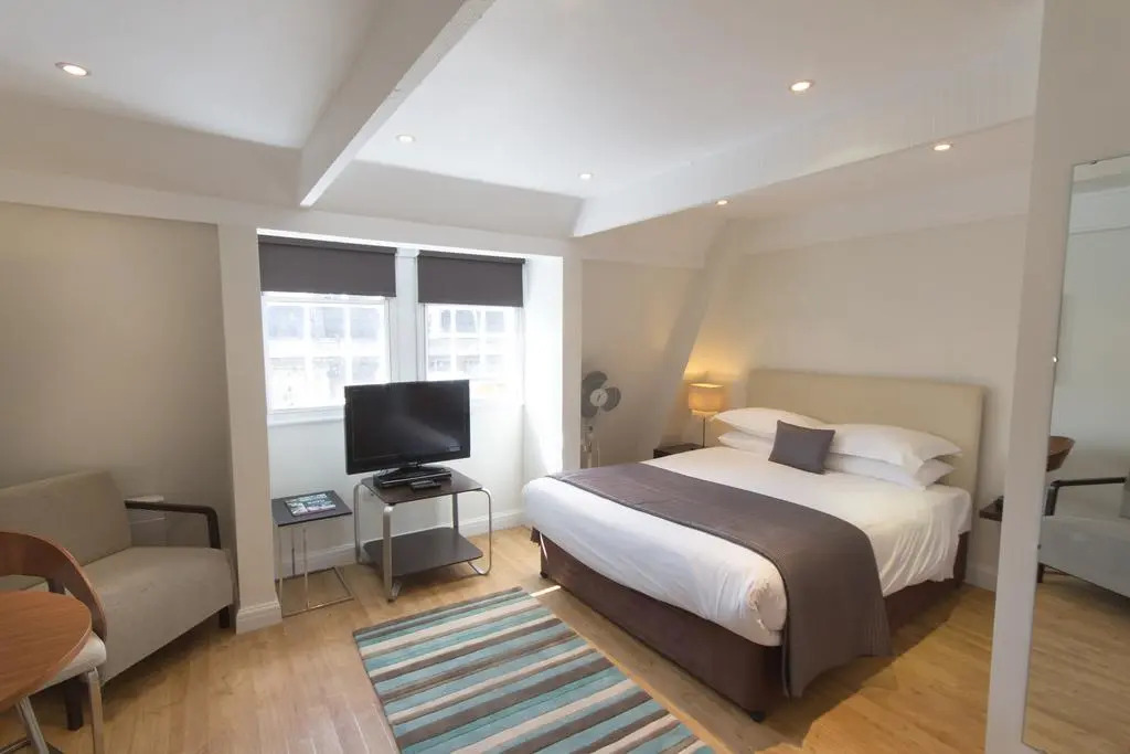 SACO Bath - St James Parade