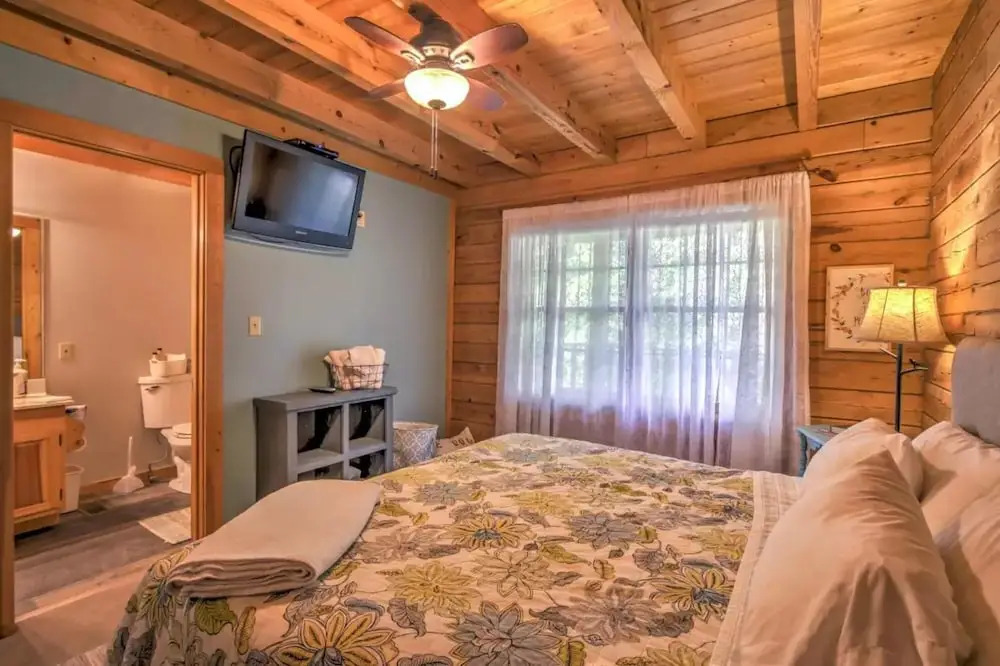 R Tribe's Treehouse By Eagles Ridge Resort