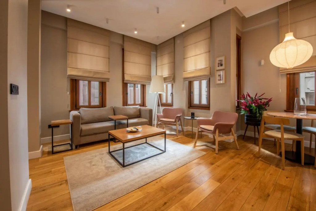 Bguest Pera Suites