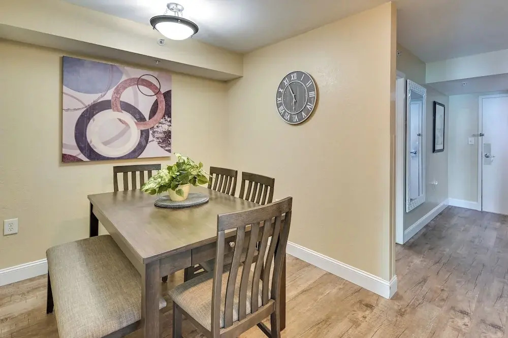 Oceanfront Myrtle Beach Condo w/ Pools & Hot Tubs