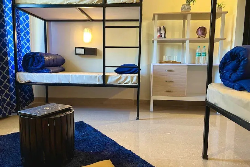 Hostel By The Lake Hill In Bhujiyaghat