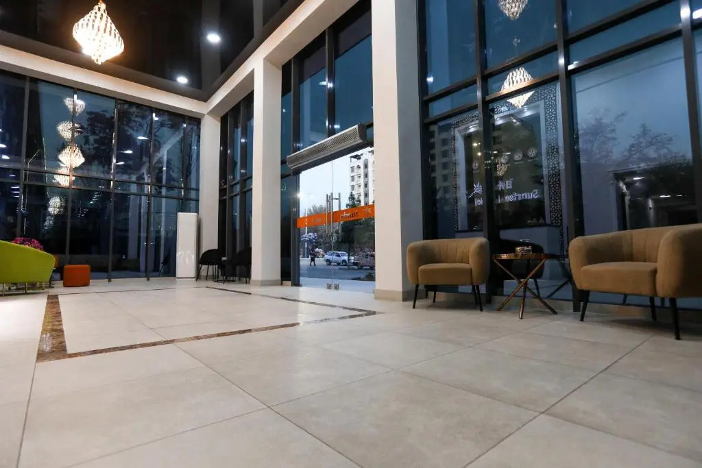 Sunrise Hotel