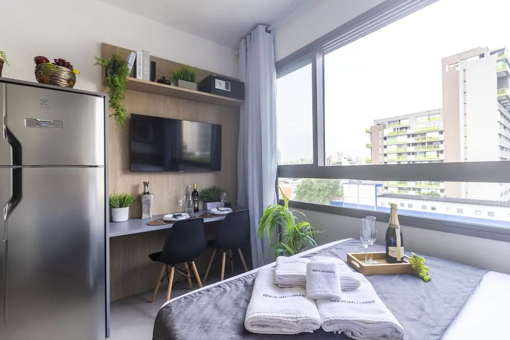 Next to Allianz Parque - Vacancy - Pool