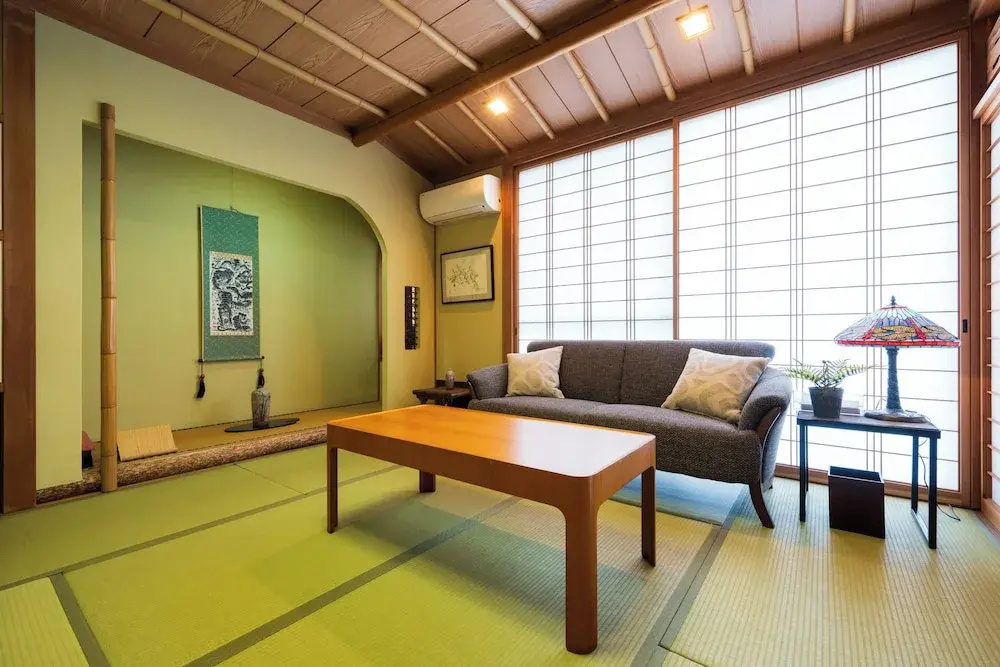 旅館 はちすの糸 Ryokan HachisunoIto