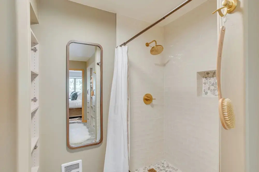 Walk to Beaver Creek Village: Cozy Condo