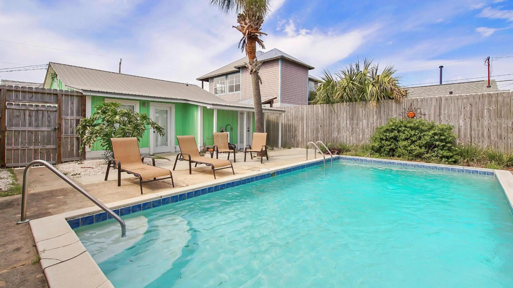 Laguna Shores 124 Lakeshore