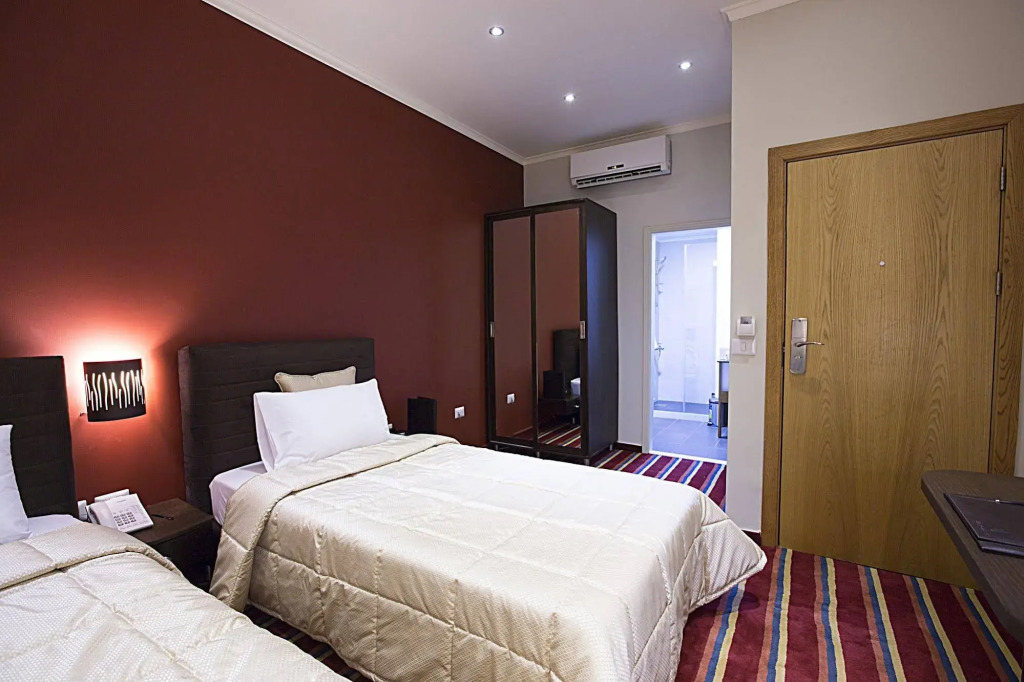 The J Hotel & Spa