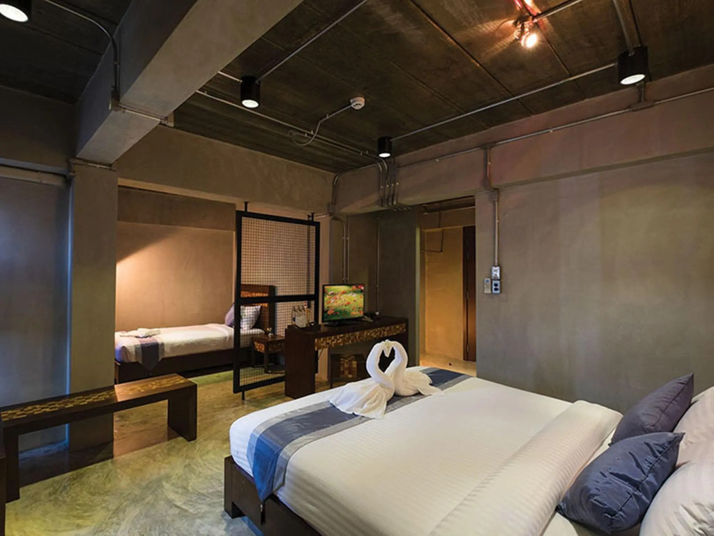 Thapae Loft