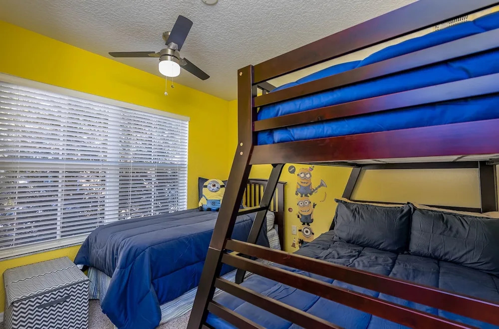 Fantastic Townhouse With a Themed Room Near Disney by Redawning