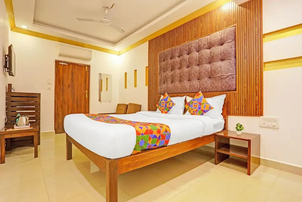 FabHotel 22 Squares Living Spaces - Nr Calangute Beach