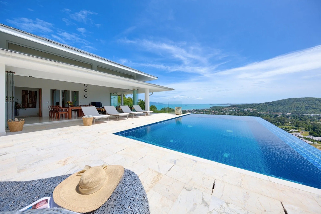 Baan Kuno 5BR Private Villa with Panoramic Views
