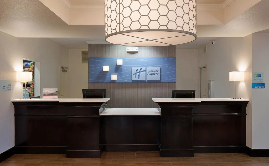 Holiday Inn Express & Suites East Wichita I-35 Andover by IHG