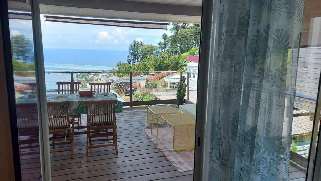 Studio Vaimiti pour 2 personnes vue mer et Moorea