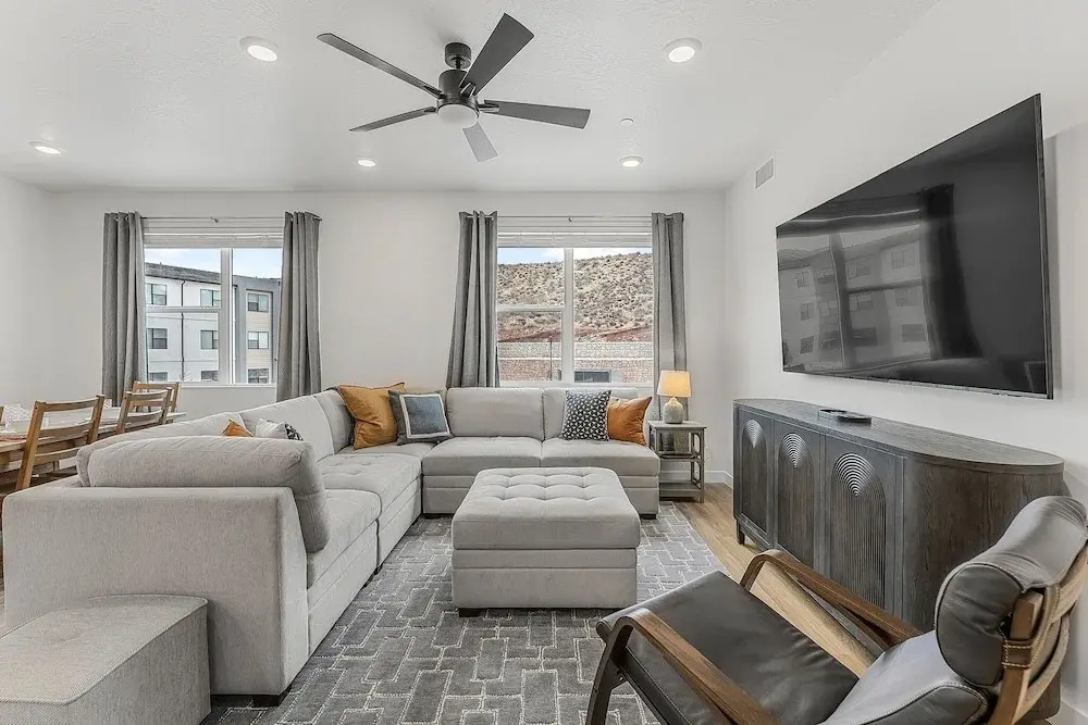 Starlight Crossing 4 Bedroom Condo