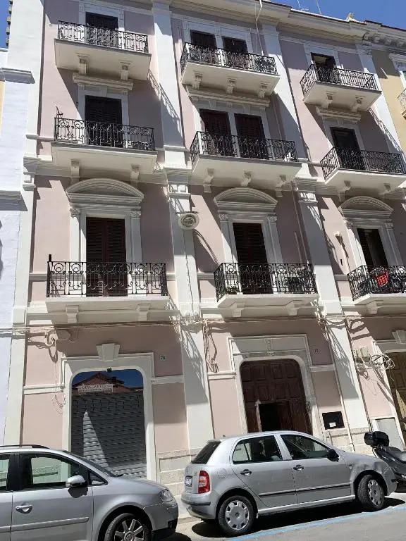 Azzurra Flat Bari Center