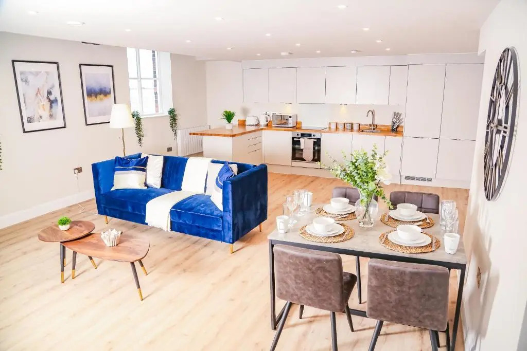 Shrewsbury apartments by BEVOLVE - Free Parking
