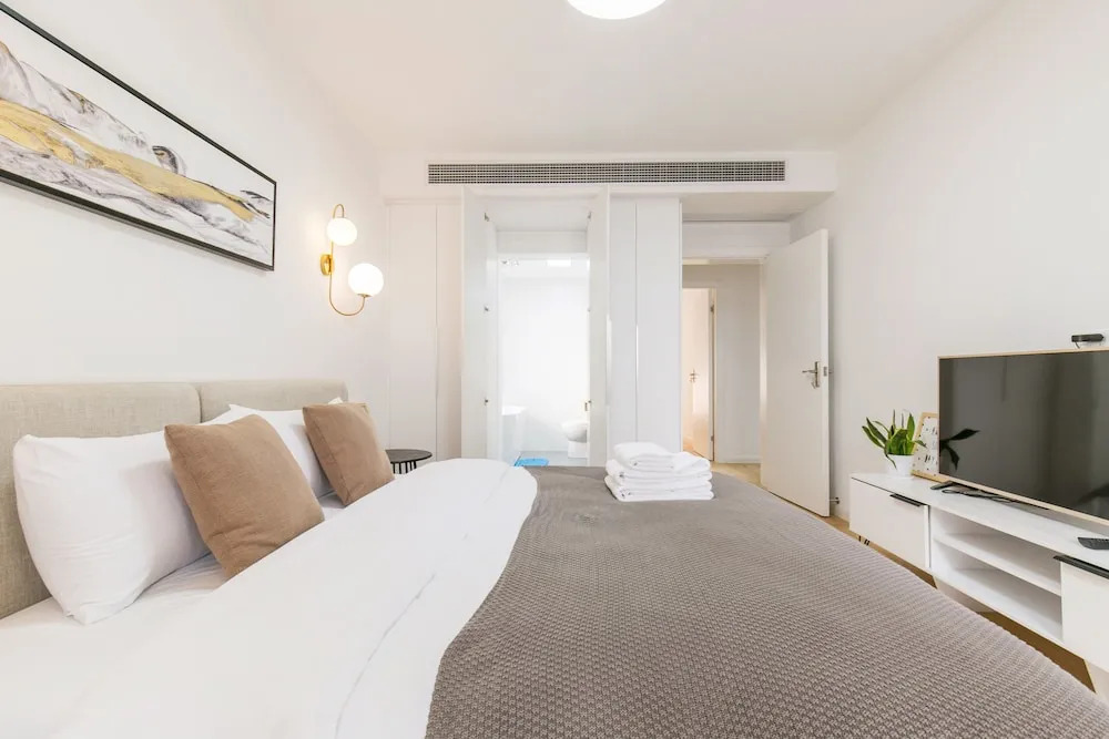 Lazy Apartment - Taikang Road