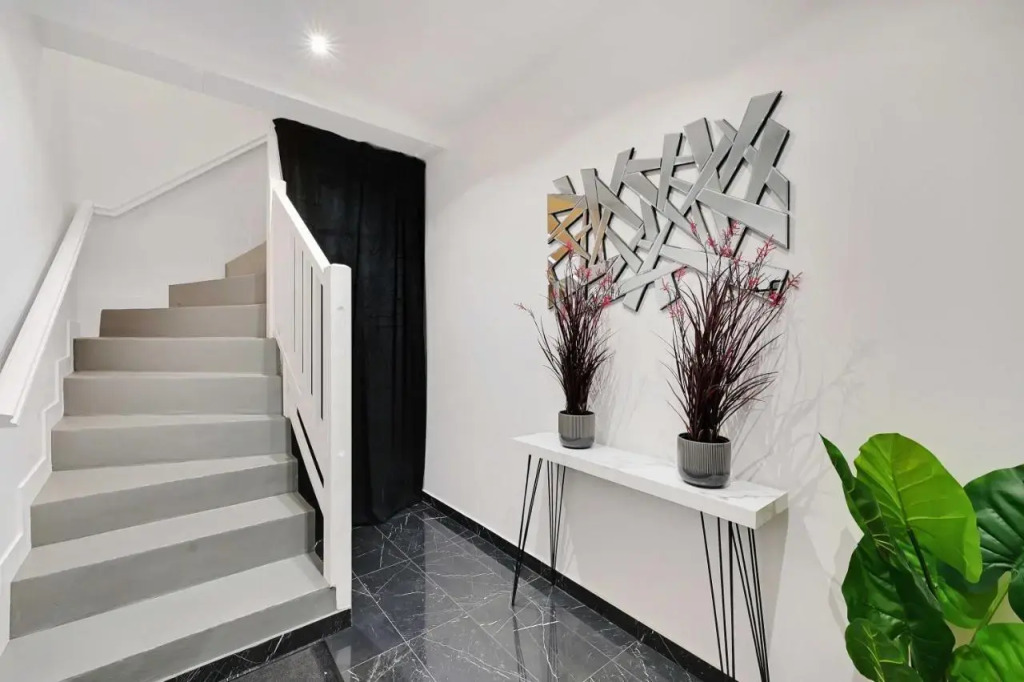 CMG Charmant appartement-6P- Montorgueil/République