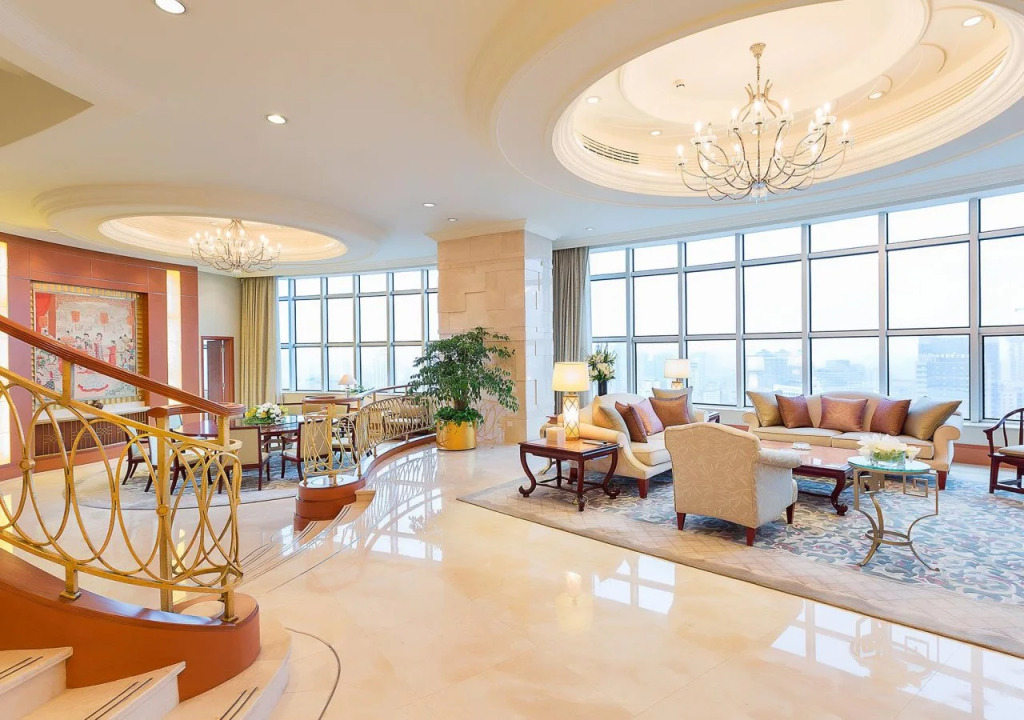 Sheraton Chengdu Lido Hotel