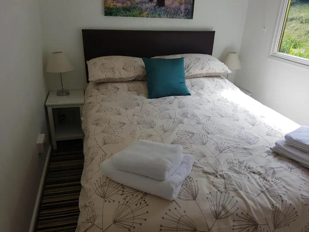 28 Riverside, Caer Beris Holiday Park