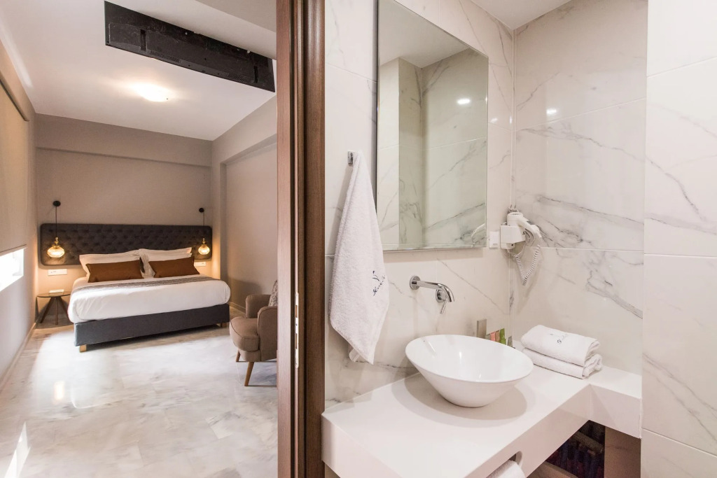 Minaret Suites and Apartments
