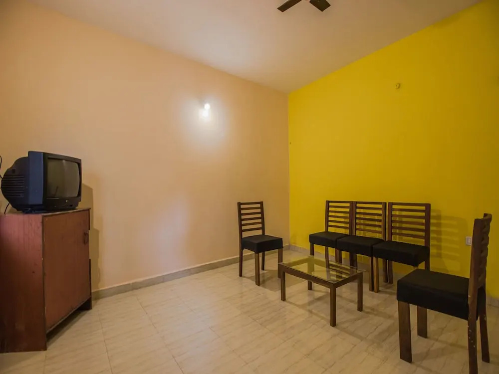 OYO 12489 Home 1BHK Calangute Beach