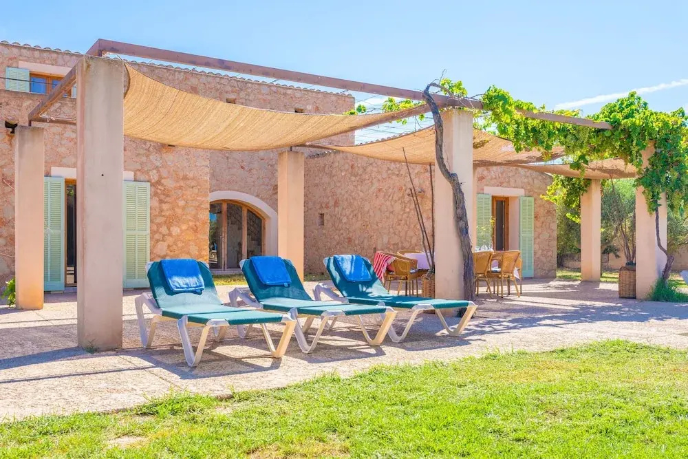 Ses Fonolleres in Cala Bona