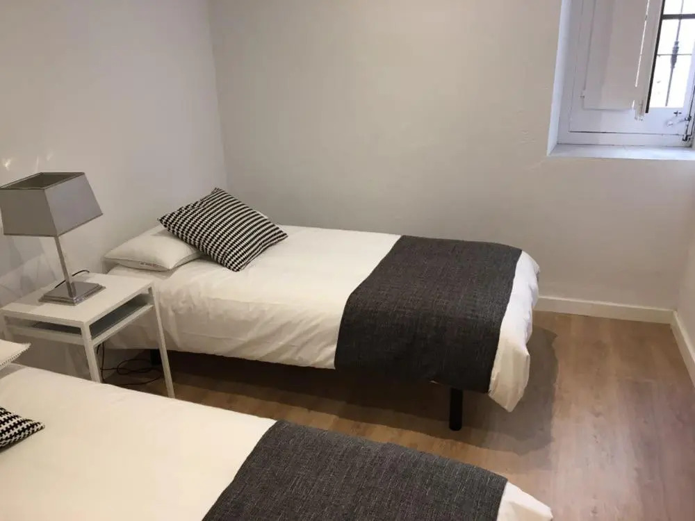 Apartamentos Mora 4