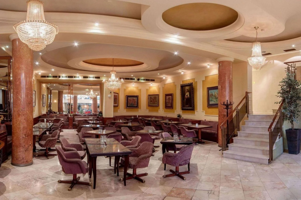 Hotel Majestic