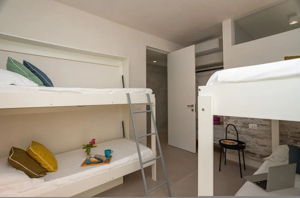VILLA IL MELOGRANO 4&2, Emma Villas
