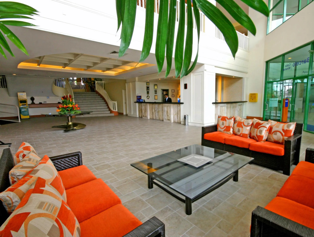 Hotel Colon Salinas