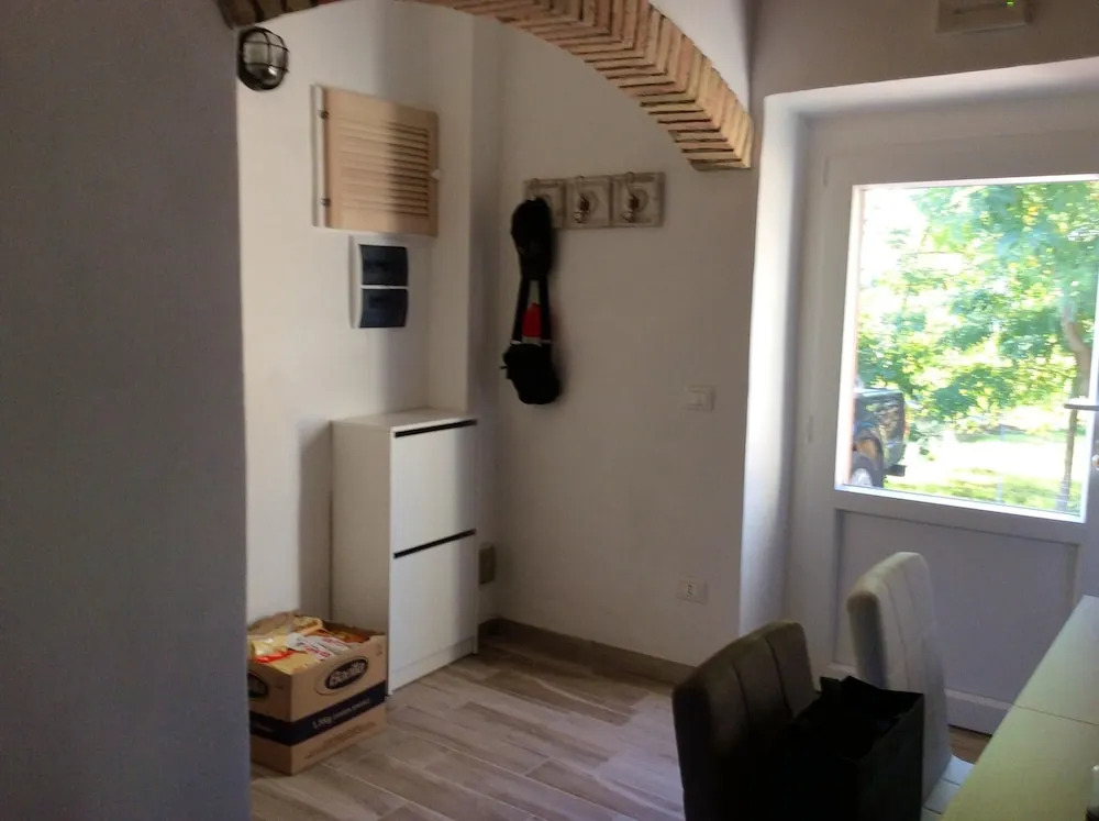 House With 2 Bedrooms in Sassofortino, With Enclosed Garden Near the Beach