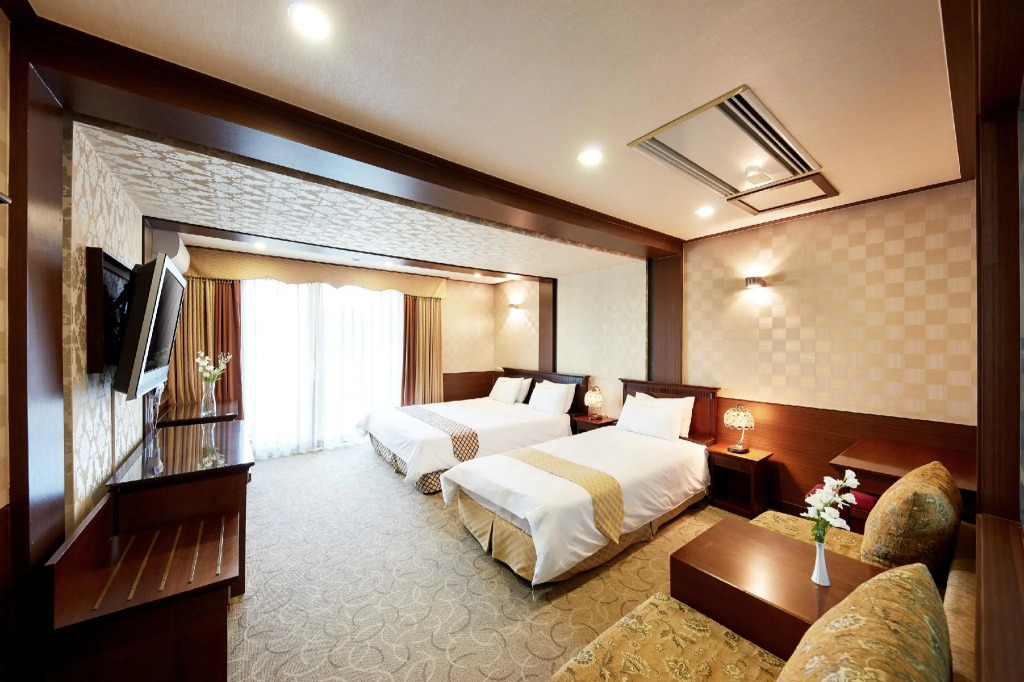 Dongbusan Oncheon Hotel