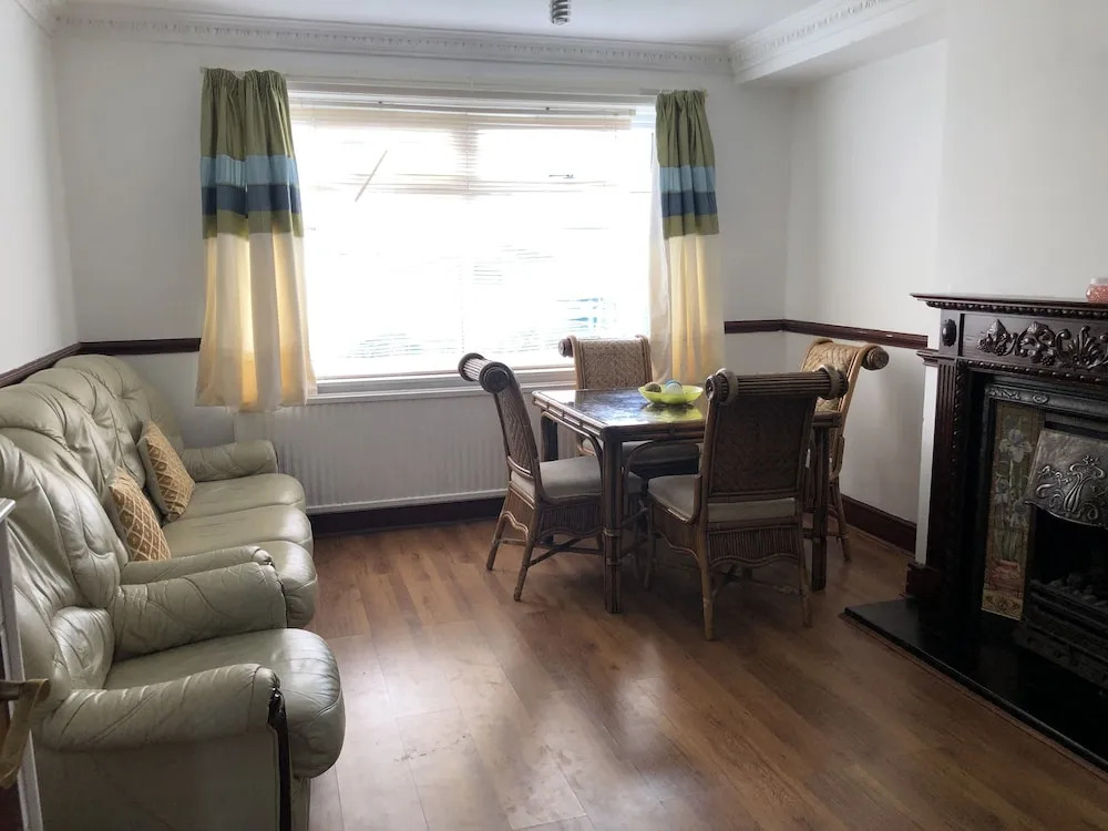 Found Serviced Accommodation Wandsworth Avenue